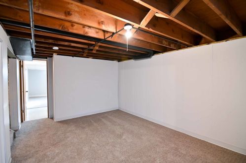 2716 Florida Ave, Waukegan IL 60087-4536 exterior