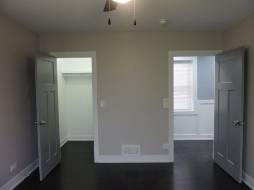 5650 Bishop St, Chicago IL  60636-1316 exterior