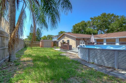 12527 Cardiff Dr, Tampa FL  33625-6593 exterior