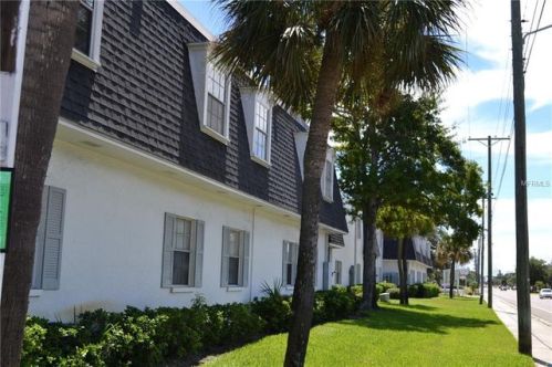 4335 Aegean Dr, Tampa FL  33611-2425 exterior