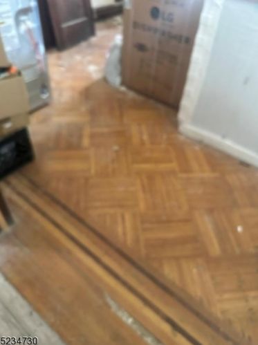 20 Lexington Ave, Montclair NJ 07042-4502 exterior