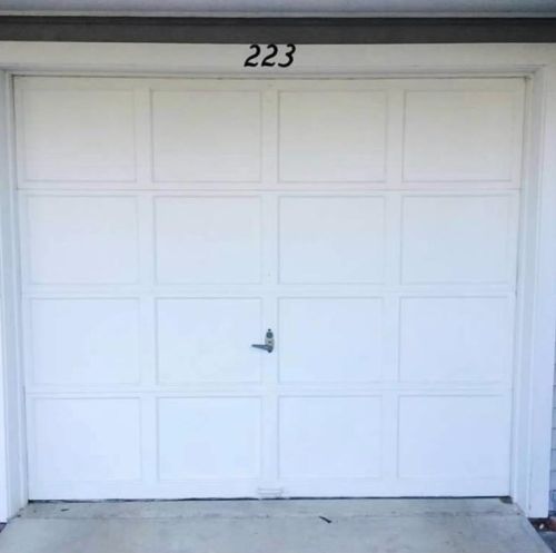 223 Corey Ln, Middletown RI 02842-5659 exterior