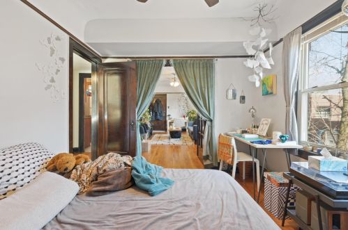 1702 Wolcott Ave, Chicago IL 60636-2126 exterior