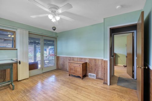 1322 Cleveland Ave, Saint Paul MN 55116-2653 exterior