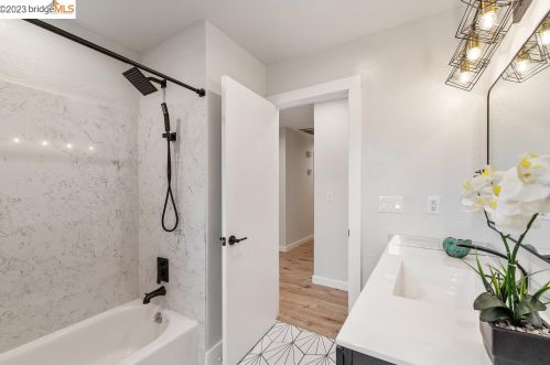 1735 Ancona Ct, Concord CA  94519-1524 exterior