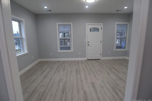30 Bingham St, New Britain, CT 06051-3602