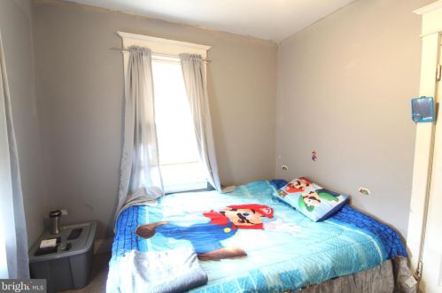 102 Reed Ave, Trenton NJ 08610-6306 exterior