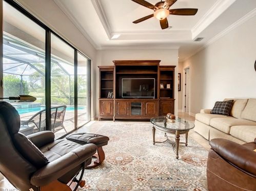 10083 Biscayne Bay Ln, Naples FL 34120-3754 exterior