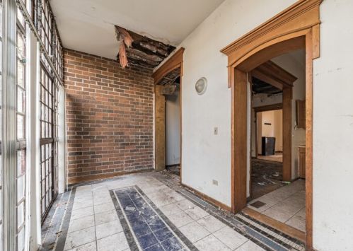 2452 Lexington St, Chicago IL 60612-3428 exterior