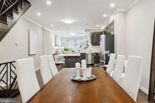 630 Catharine St, Philadelphia PA  19147-2937 exterior