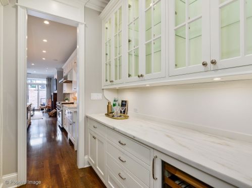 1809 Sedgwick St, Chicago IL 60614-5305 exterior