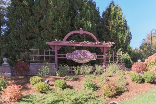 174 Cabernet Dr, Concord NH  03303-1044 exterior