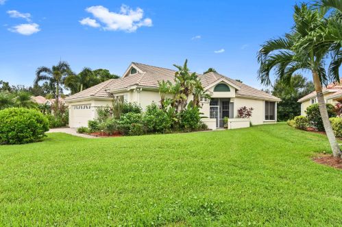 540 New Castle Cv, Fort Pierce FL 34986-3406 exterior