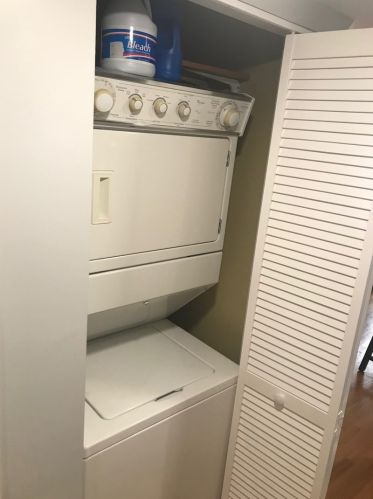 1223 Cleaver St, Chicago IL 60642-3380 exterior