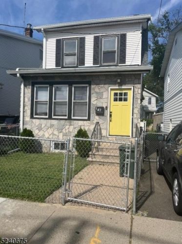 147 Paine Ave, Irvington NJ  07111-2905 exterior