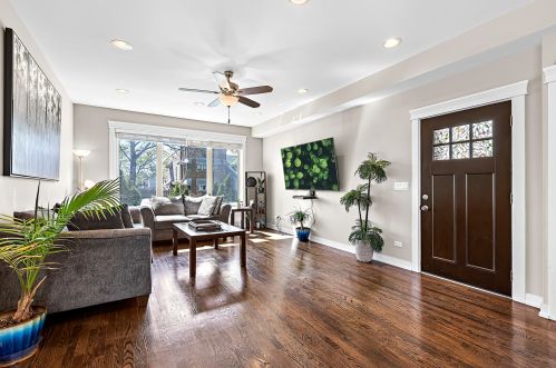 2731 Neva Ave, Chicago IL  60707-1612 exterior