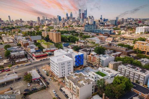 1222 Marshall St, Philadelphia PA 19122-4313 exterior