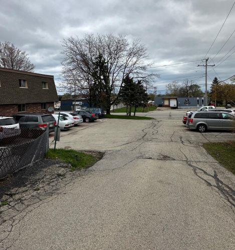 4721 13th St, Milwaukee, WI 53221-2459