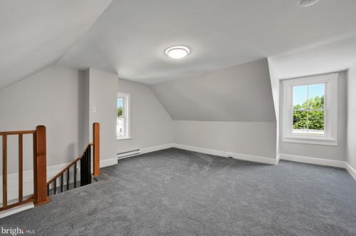 704 Walnut St, Lancaster PA  17602-2435 exterior