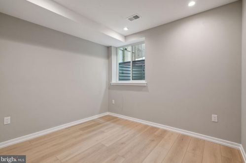 2200 Kater St, Philadelphia PA 19146-1139 exterior