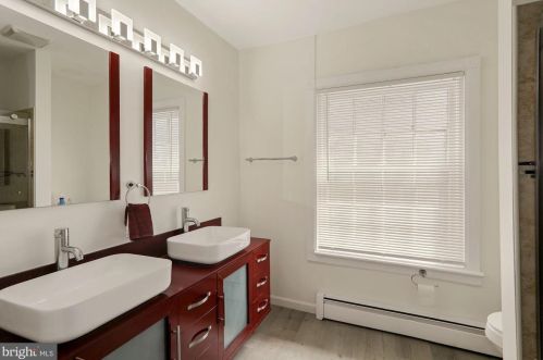 919 State St, Trenton NJ  08618-5327 exterior