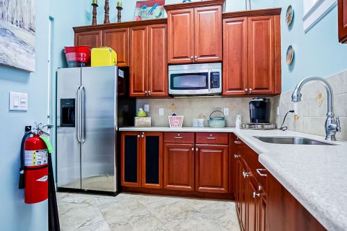 9979 Stonegate Dr, Fort Pierce FL 34987-2423 exterior