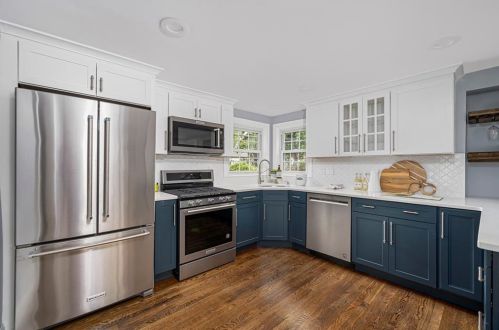 4 Mount Ave, Providence RI  02906-3410 exterior