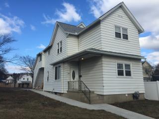 337 Bromley Ave, Scranton PA  18504-1701 exterior