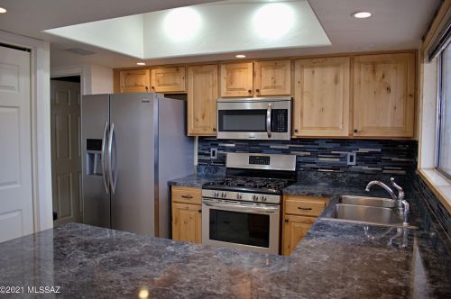 7717 34 St, Tucson AZ 85710-6061 exterior