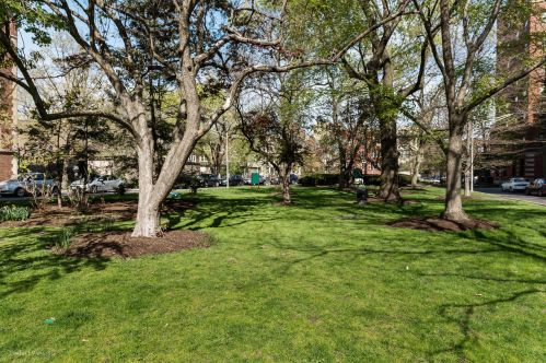 1356 Madison Park, Chicago IL 60615-2917 exterior