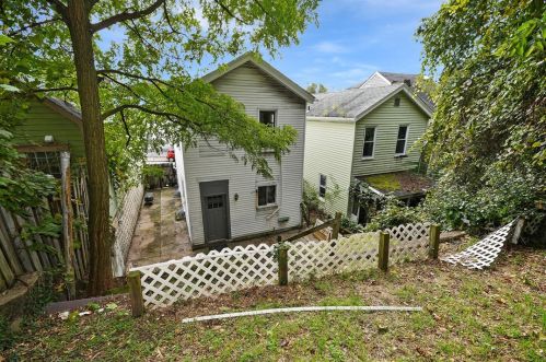 452 Norton St, Pittsburgh PA 15211-1855 exterior