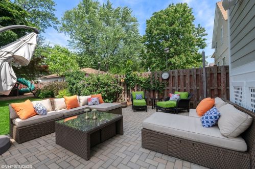 3812 Kildare Ave, Chicago IL 60641-3047 exterior