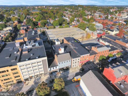 220 Prince St, Lancaster PA 17603-5878 exterior