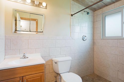 2260 Seacrest Blvd, Boynton Beach FL 33435-1708 exterior