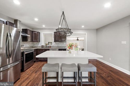 7819 Ashton St, Alexandria VA  22309-1338 exterior