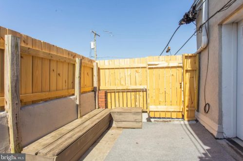 368 Daly St, Philadelphia PA 19148-3329 exterior