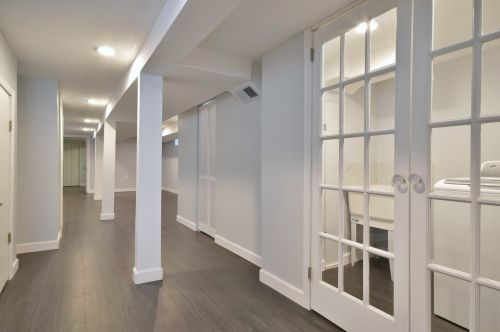 9640 Wallace St, Chicago IL 60628-1217 exterior