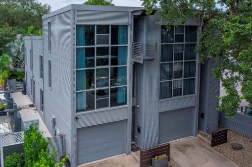 3109 Empedrado St, Tampa FL 33629-7108 exterior