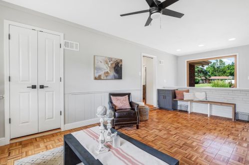 8820 Anaconda Dr, Saint Louis MO 63126-2301 exterior