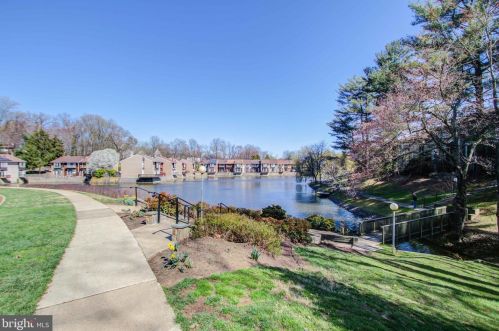 266 New Mark Esplanade, Rockville MD 20850-2735 exterior