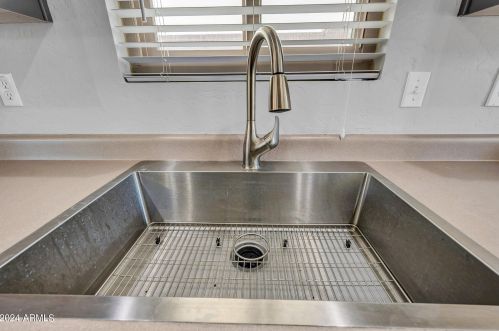 2542 Indian Wl Pl, Chandler AZ 85249-4168 exterior