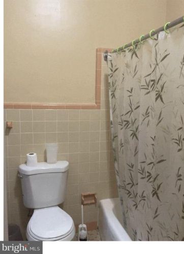 3647 Frankford Ave, Philadelphia PA 19134-2131 exterior