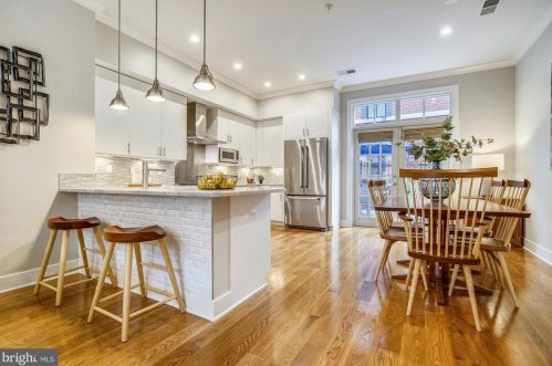 1125 Royal St, Alexandria VA 22314-4310 exterior