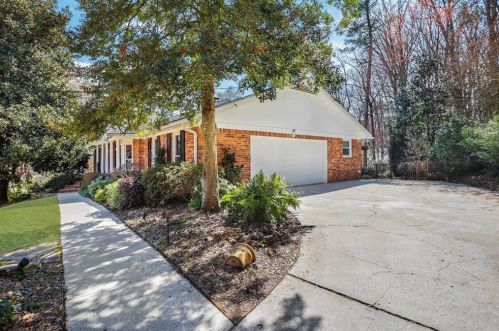 1189 Dunwoody Knl Dr, Atlanta GA 30338-3218 exterior