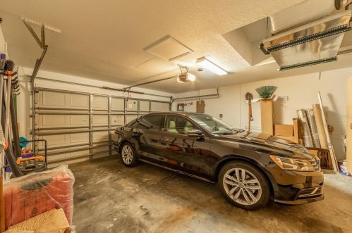 10006 Bridgeton Dr, Tampa FL  33626-1840 exterior