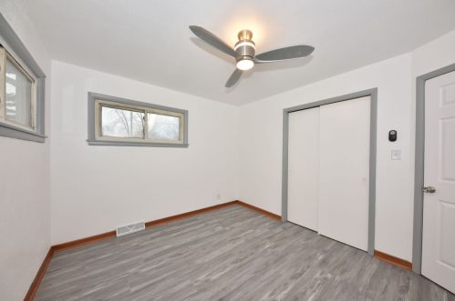 4649 20th St, Milwaukee WI  53221-2807 exterior