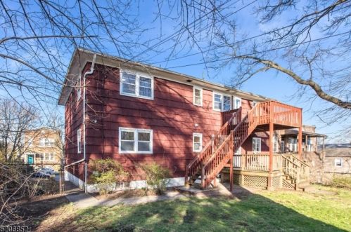 15 Monroe Pl, Montclair NJ  07042-4601 exterior