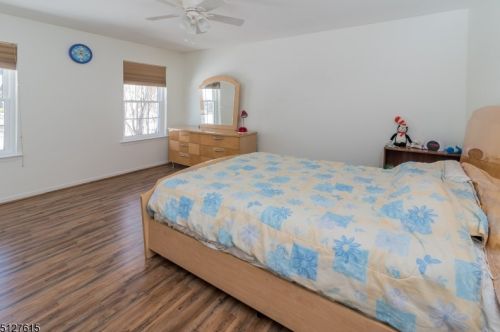 24 Brownstone Ter, Paterson NJ  07506-3447 exterior