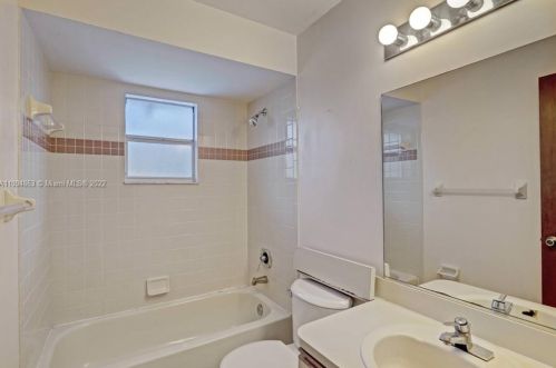 681 College Park Rd, Fort Pierce FL 34953-3330 exterior