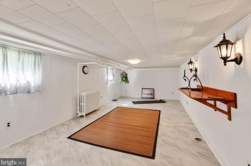 14 Glendale Ave, Alexandria VA 22301-2403 exterior